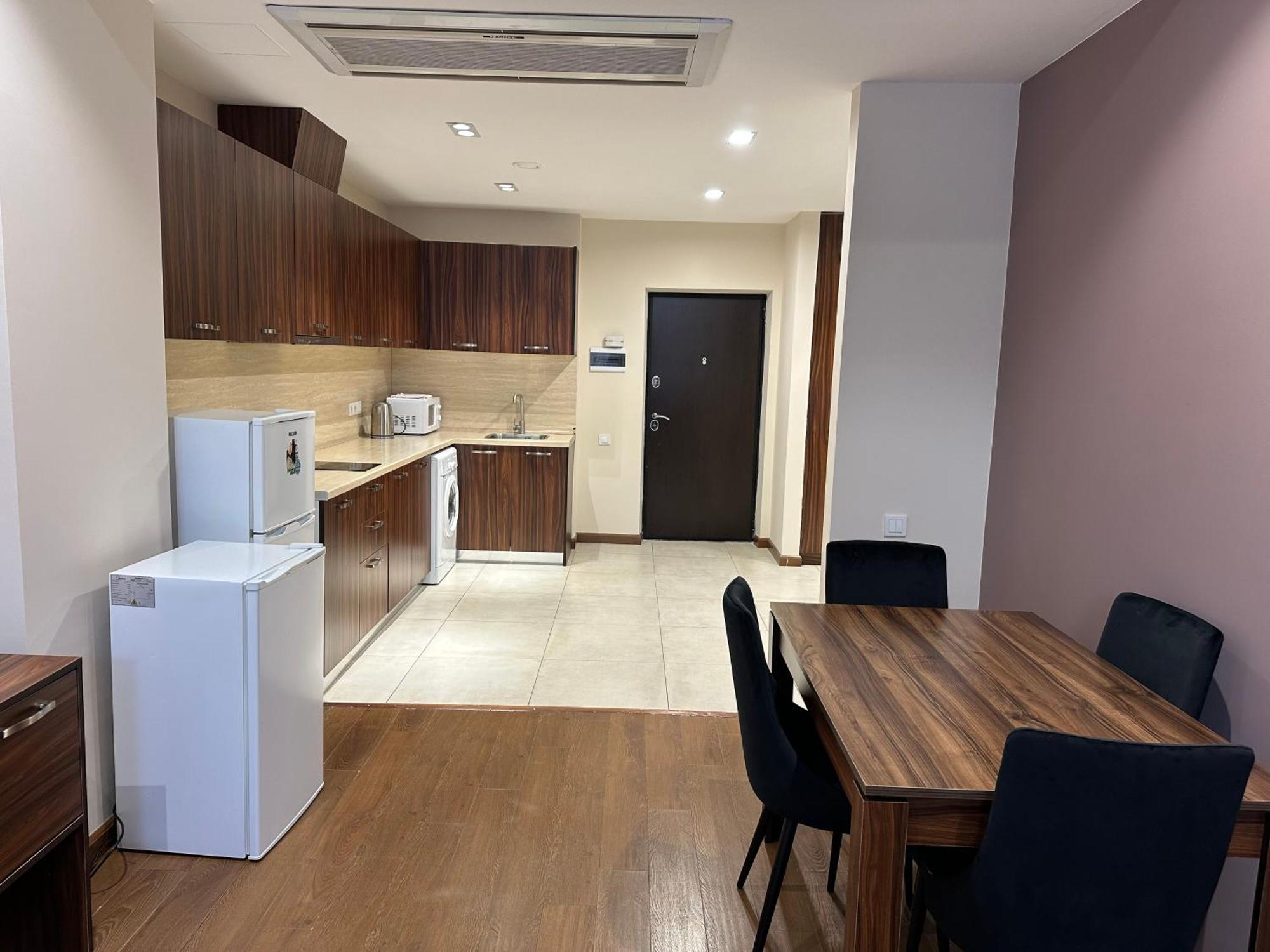 Apartment Near Republic Square, Center Of Jerevan Exteriör bild